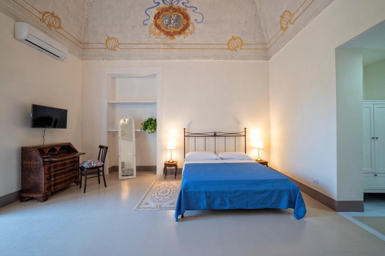 La Poetica In Villa Eldorado Procida Exterior photo